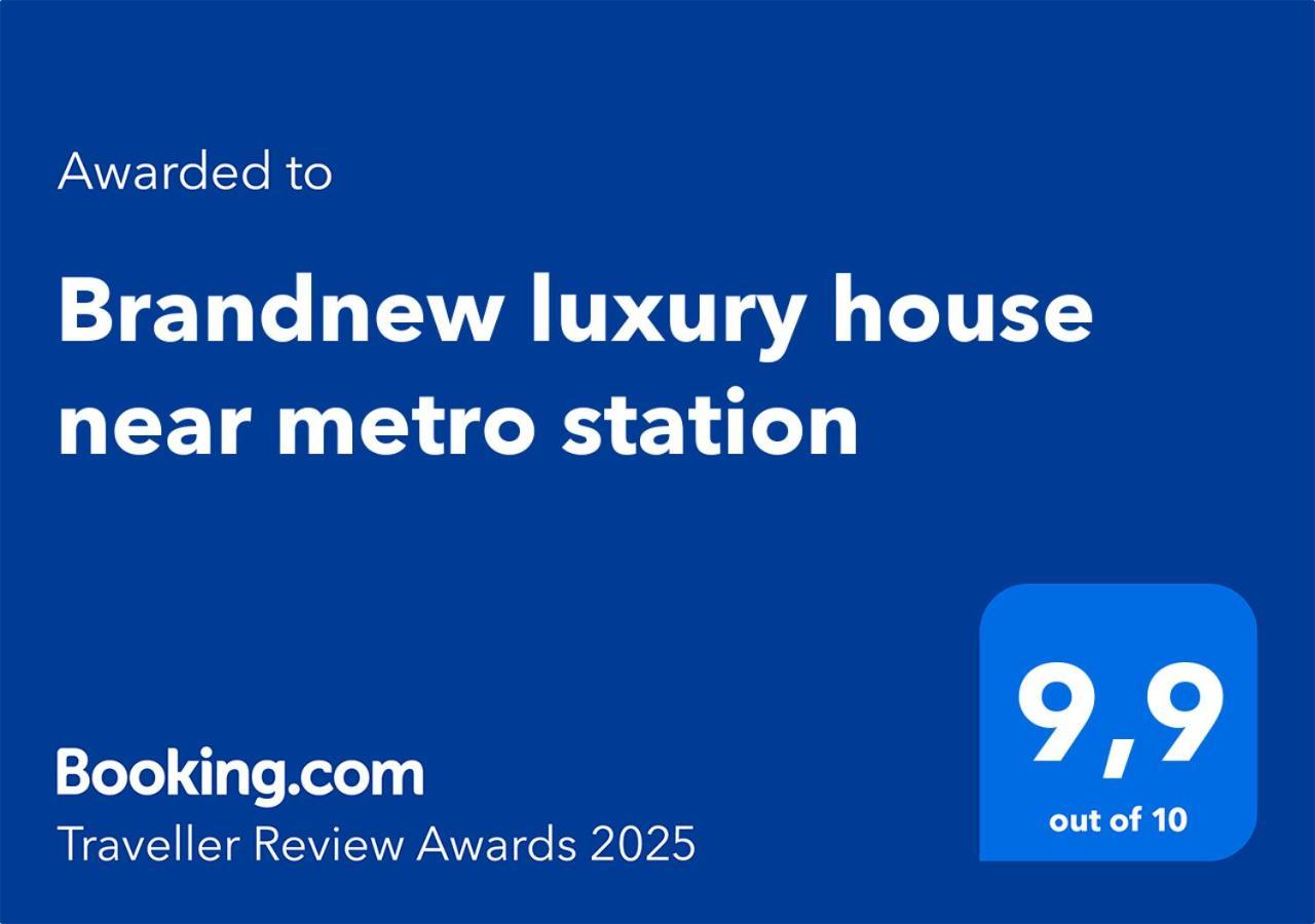Brandnew Luxury House Near Metro Station Apartment Rom